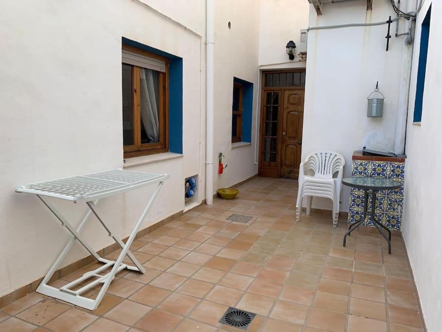 Ca Corrales: Como En La Playa, Pero En El Pueblo Calpe Buitenkant foto