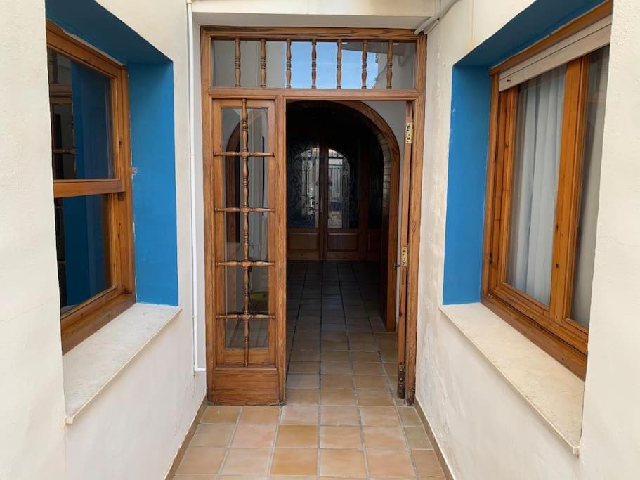 Ca Corrales: Como En La Playa, Pero En El Pueblo Calpe Buitenkant foto